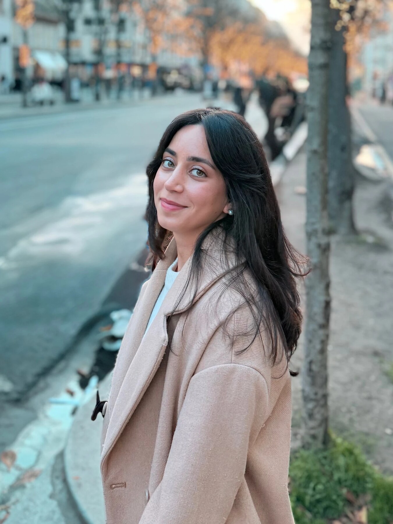 Portrait of Idil Saglam in Paris